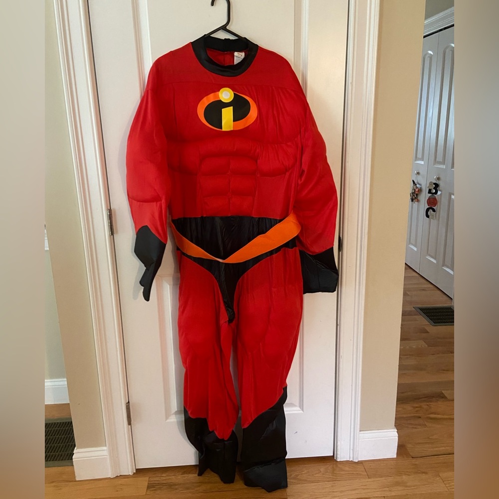 Mr. Incredible Costume